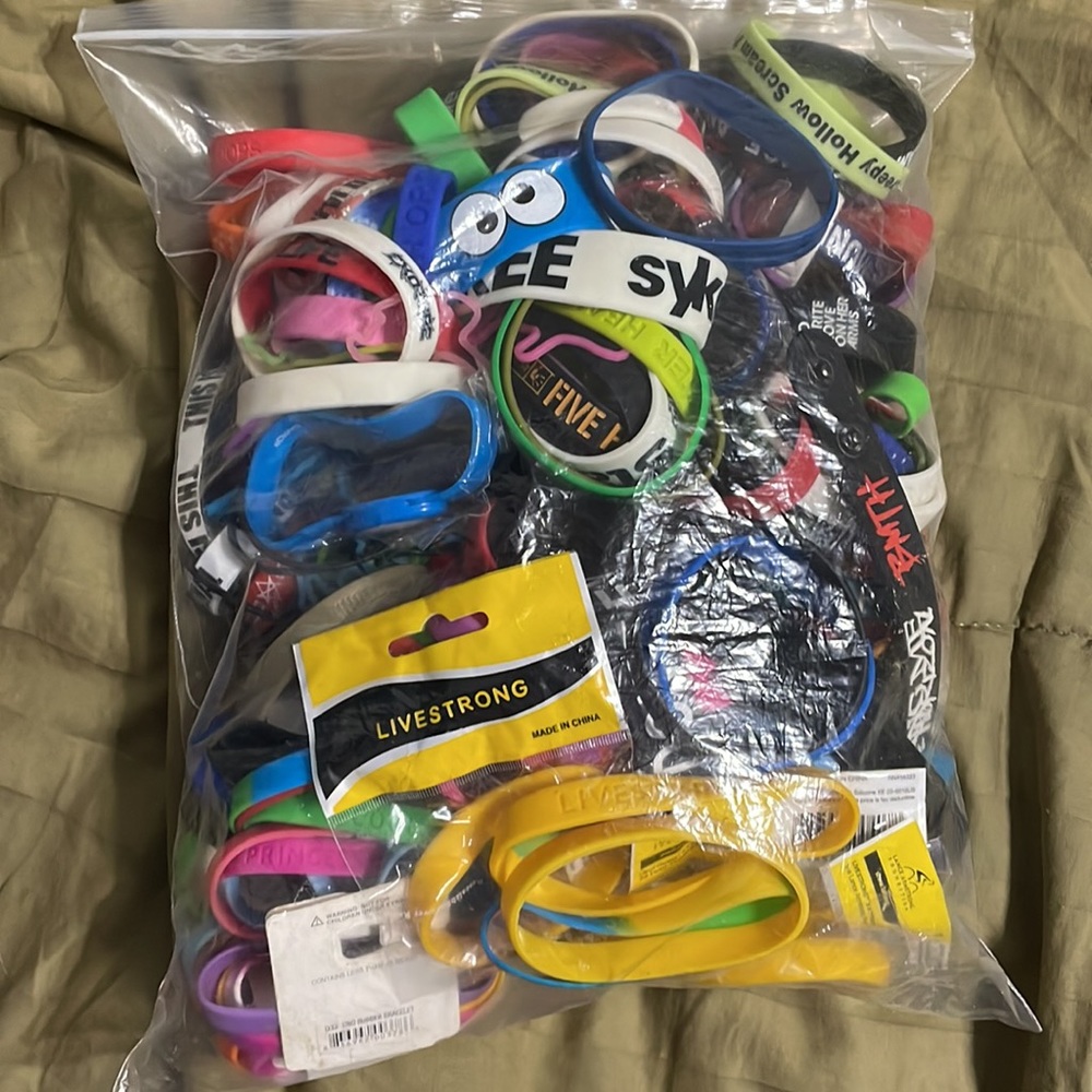 Bracelets - Picture 2 of 3